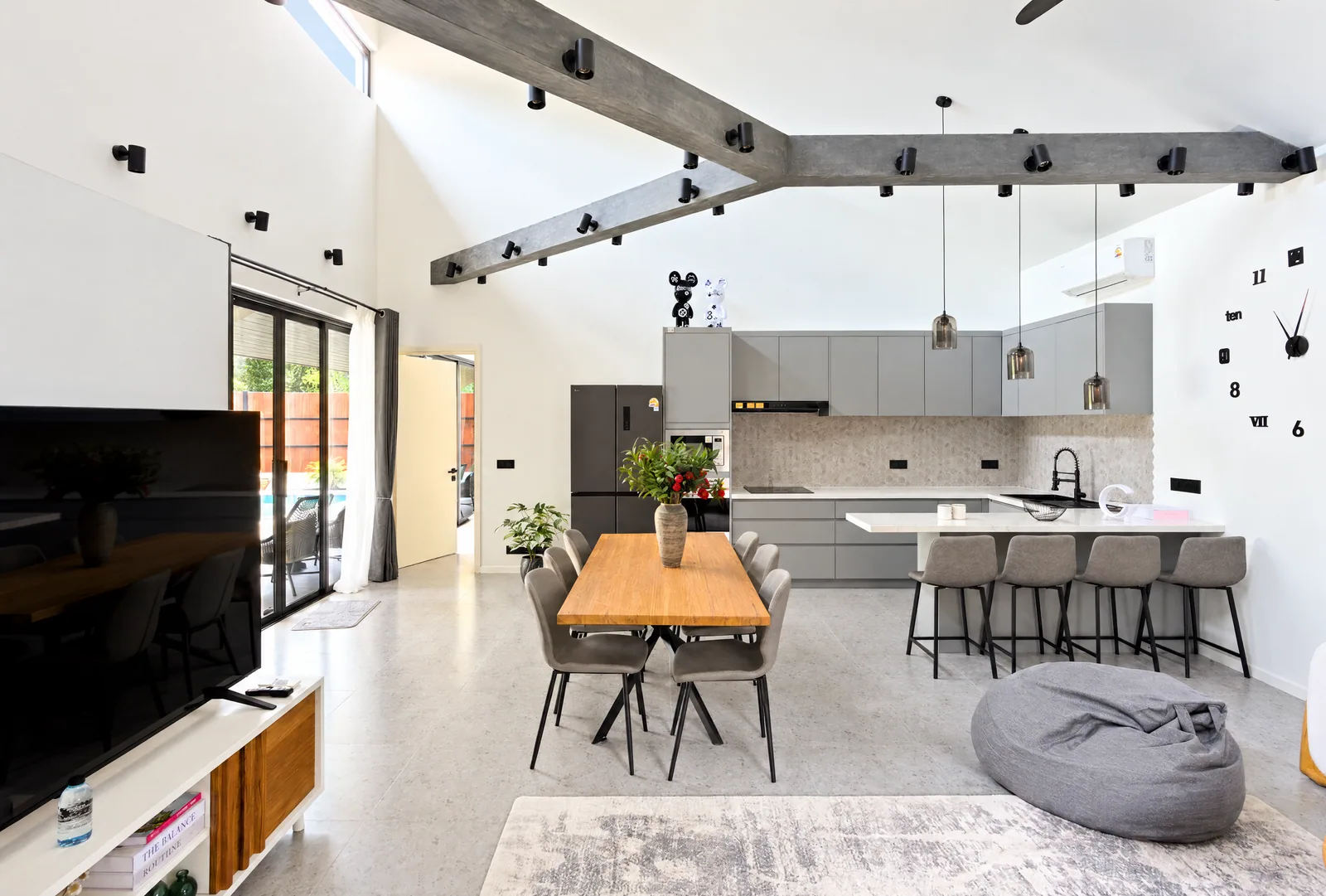 Villa C