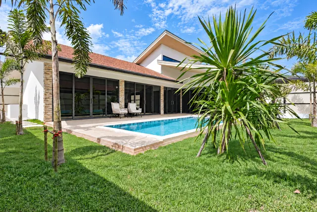 Villa G