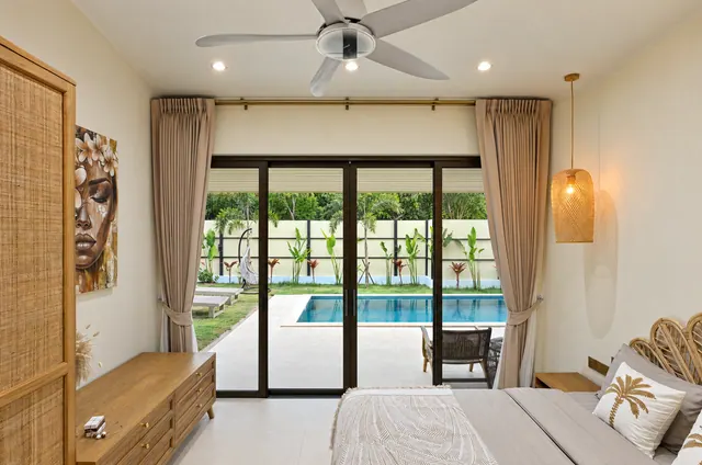 Villa J